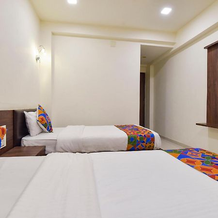 Fabhotel A1 Plaza Ahmedabad Luaran gambar