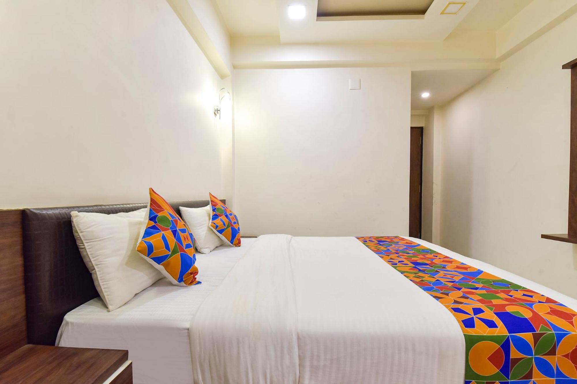 Fabhotel A1 Plaza Ahmedabad Luaran gambar